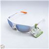 Image 1 : PAIR OF NEW SUNGLASSES
