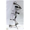 Image 1 : BLACKOUT S3 COMPOUND BOW, LEFT HANDED, W/ STAND