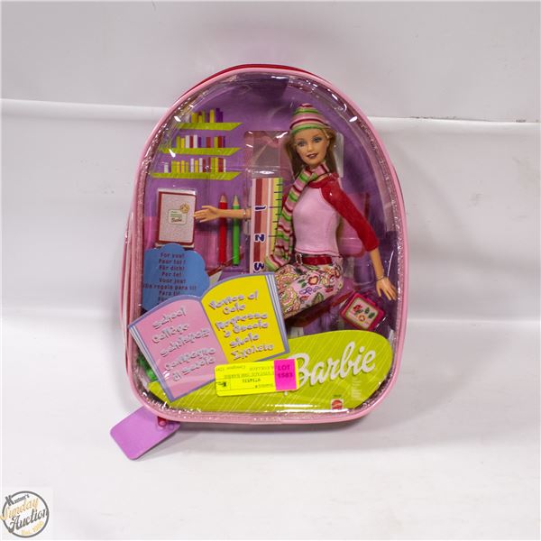 ESTATE VINTAGE 2000 BARBIE SCHOOL/COLLEGE