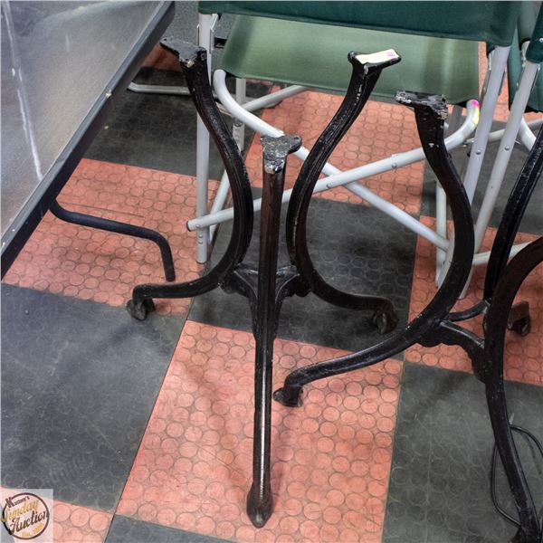 VINTAGE CAST IRON 3 LEG BAR TABLE BASE