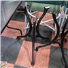 Image 1 : VINTAGE CAST IRON 3 LEG BAR TABLE BASE