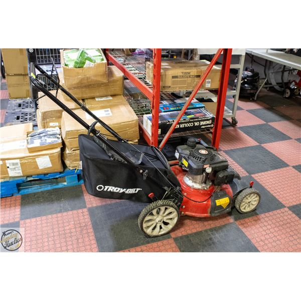 TROY-BILT TB210 SELF PROPELLED LAWN MOWER - RED