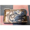 Image 1 : TOTE OF ESTATE GARAGE TOOLS
