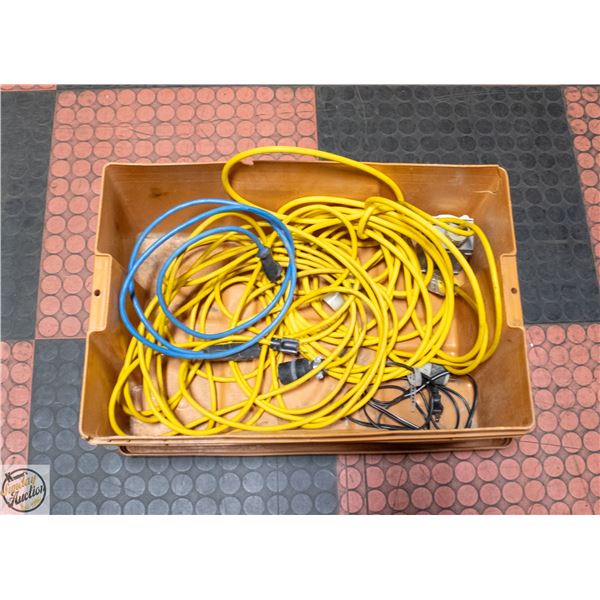 TOTE WITH EXTENSION CORD