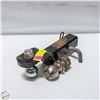 Image 1 : 1-7/8 HITCH WITH EXTRA 2 INCH BALL