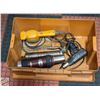 Image 1 : TOTE OF ESTATE GARAGE TOOLS