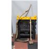 Image 1 : ANTIQUE SCYTHE AND HAMMER