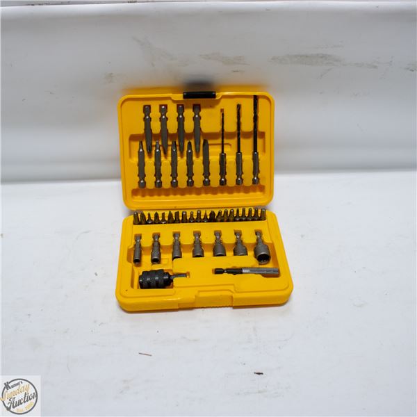 YELLOW SCREWDRIVER BIT CASE FULL
