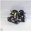 Image 1 : USED OXELO LADIES SIZE 2.5 ICE SKATES