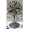 Image 1 : HOLMES 20" PEDESTAL FAN