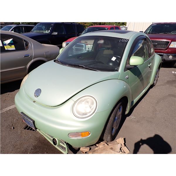 2000 Volkswagen New Beetle