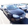 Image 2 : 2010 Volkswagen Jetta
