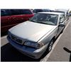 Image 1 : 2000 Volvo S70