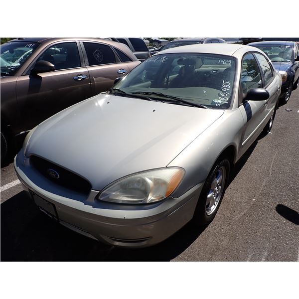 2005 Ford Taurus