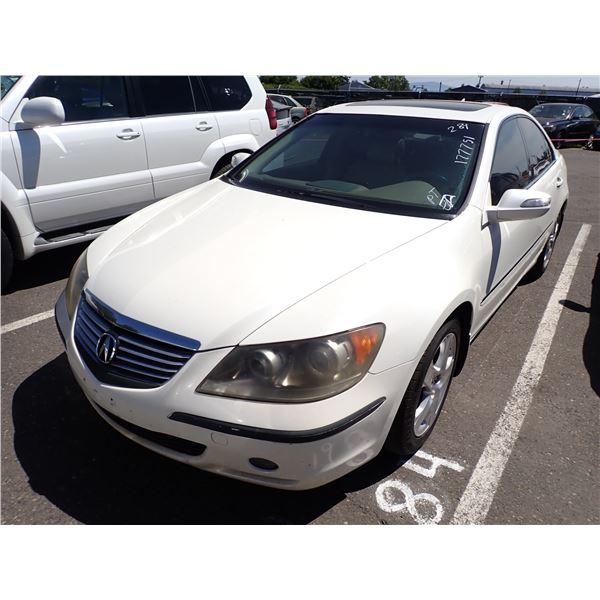 2005 Acura RL