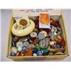 Image 2 : LOT OF MISC. TREASURES IN CIGAR BOX - Incl. Costum