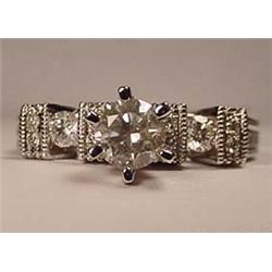 14K WHITE GOLD DIAMOND LADIES RING - SIZE 7.25 - C