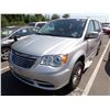 Image 1 : 2011 Chrysler Town and Country