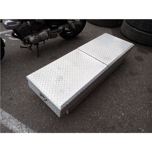 TOOL BOX