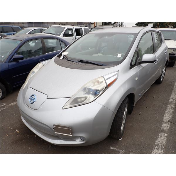 2011 Nissan LEAF