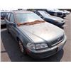 Image 2 : 2002 Volvo V40