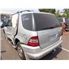 Image 4 : 2001 Mercedes-Benz ML320