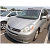 Image 1 : 2004 Toyota Sienna