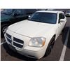 Image 1 : 2005 Dodge Magnum