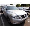 Image 2 : 2016 Nissan Pathfinder