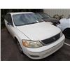 Image 2 : 2001 Toyota Avalon