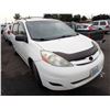 Image 2 : 2009 Toyota Sienna
