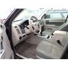 Image 5 : 2010 Ford Escape