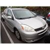 Image 2 : 2004 Toyota Sienna