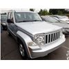 Image 2 : 2011 Jeep Liberty