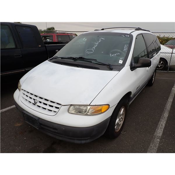 1999 Plymouth Grand Voyager