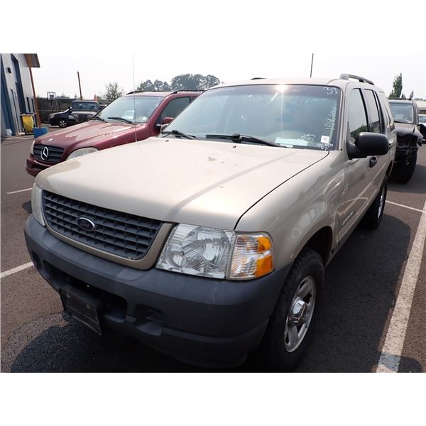 2004 Ford Explorer