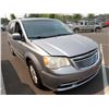 Image 2 : 2014 Chrysler Town and Country