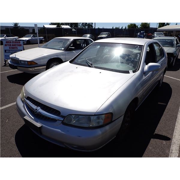 2001 Nissan Altima