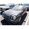 Image 1 : 1998 Mercedes-Benz E320