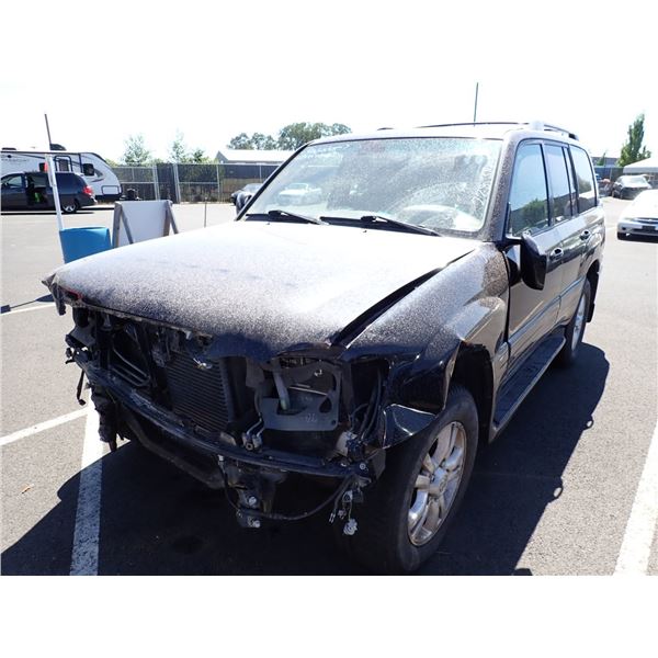 2004 Lexus LX 470