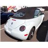 Image 3 : 2004 Volkswagen New Beetle