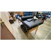 Image 4 : BEST MASSAGE PORTABLE FOLDING MASSAGE BED WITH STORAGE BAG