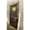 Image 2 : RUSTIC WOODEN PANEL DECORATIVE PIECE - APPROX. 84" X 36"