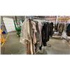 Image 2 : MOBILE WARDROBE RACK FILLED WITH ASSORTED CLOTHING