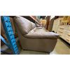 Image 3 : CONTEMPORARY BROWN LEATHER SOFA SET