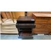 Image 4 : PAIR OF CONTEMPORARY SINGLE DRAWER NIGHT STANDS