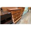 Image 3 : VINTAGE 6 DRAWER BEDROOM DRESSER
