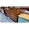 Image 4 : VINTAGE 2 DRAWER ARMOIRE DRESSER