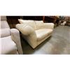 Image 3 : BEIGE LEATHER LOVESEAT AND GREY FABRIC UPHOLSTERED ARM CHAIR
