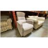 Image 4 : BEIGE LEATHER LOVESEAT AND GREY FABRIC UPHOLSTERED ARM CHAIR